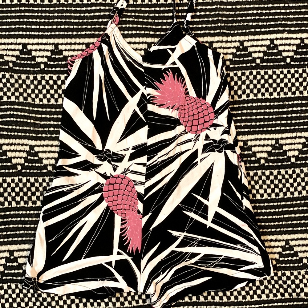 Ava Sky Pineapple print